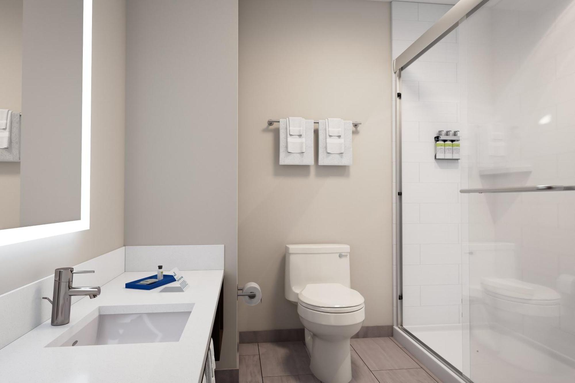 Holiday Inn Express & Suites Fresno Airport By Ihg فريسنو المظهر الخارجي الصورة