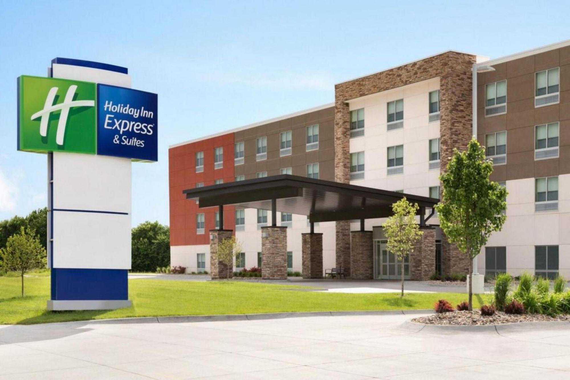 Holiday Inn Express & Suites Fresno Airport By Ihg فريسنو المظهر الخارجي الصورة